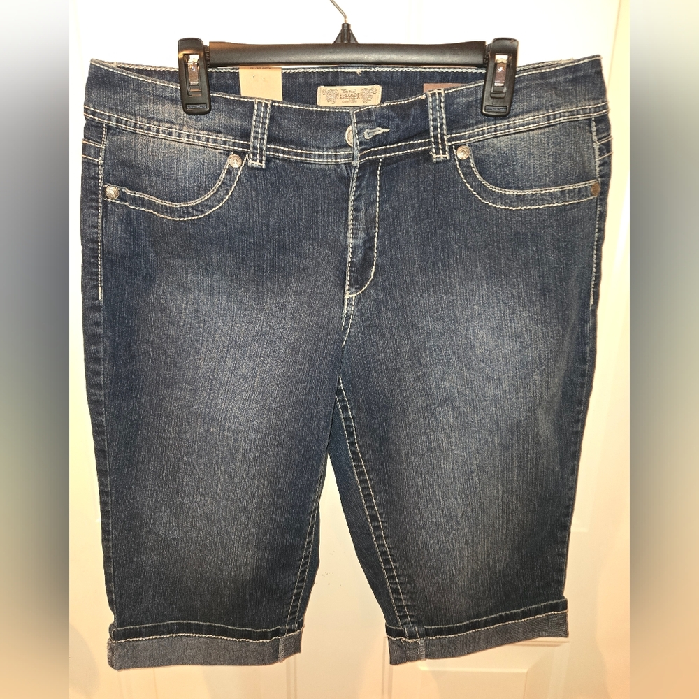 Nine West Skimmer Size 14